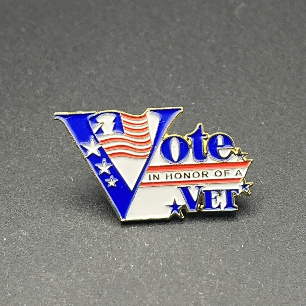 Vote In Honor Of A Veteran Lapel Hat Pin